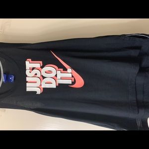 Nike workout tank